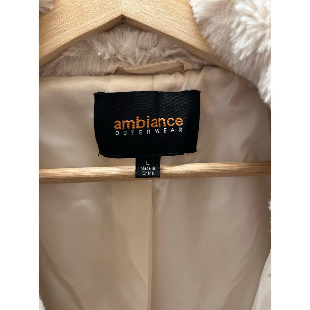 Ambiance Faux Fur Jacket Size L Cream Plush Cozy Fitted Winter Coat Soft Girl - Picture 5 of 7